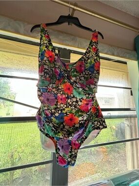 Women’s Floral One-Piece Swimsuit